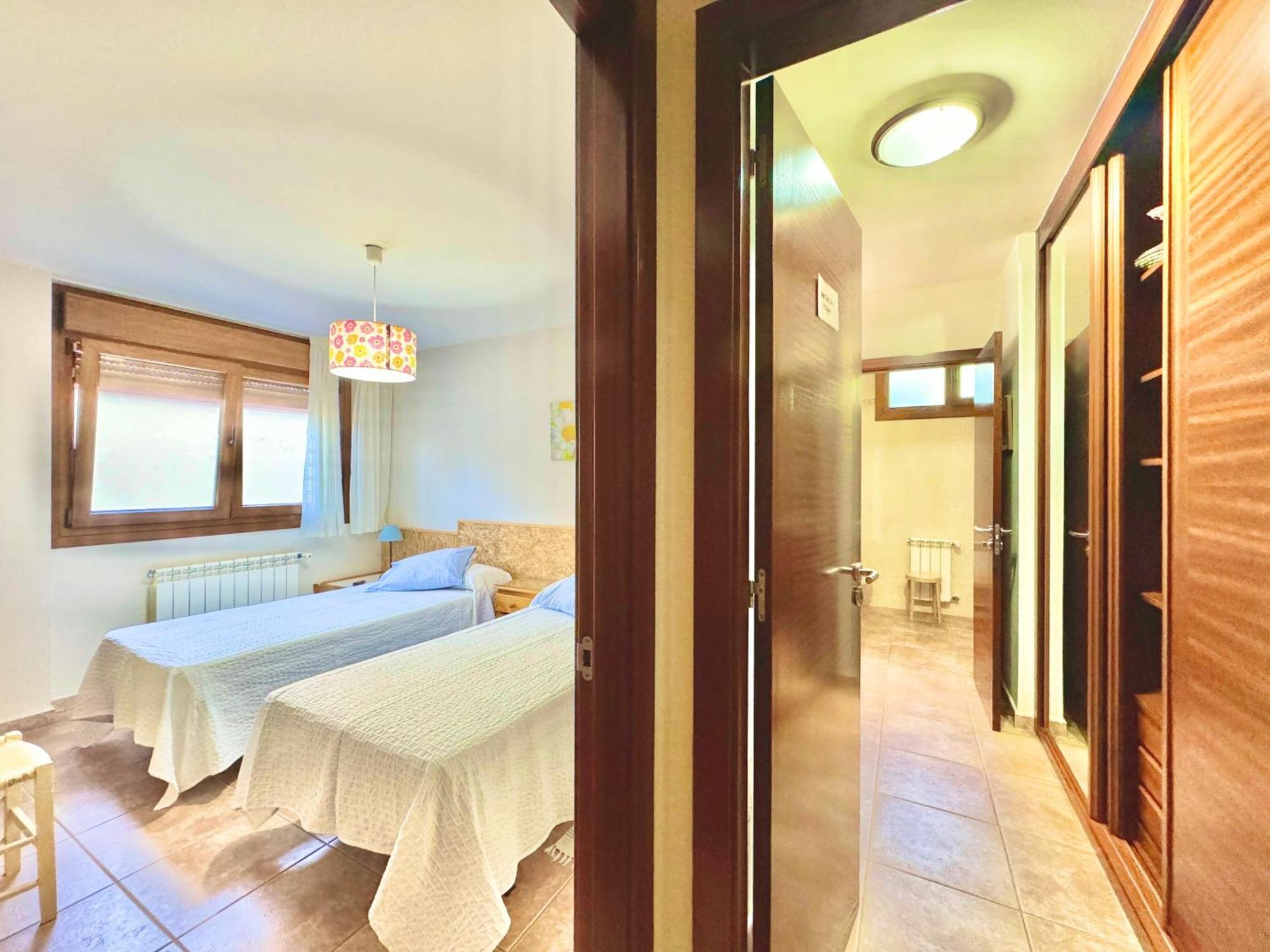 Rooms Peregrinos B Casa Alicia Rosal Exteriör bild